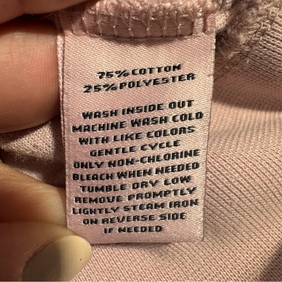 Juicy Couture Pink Velour Zip Hoodie Size M Y2K Rhinestone Bling front pockets - Picture 9 of 10